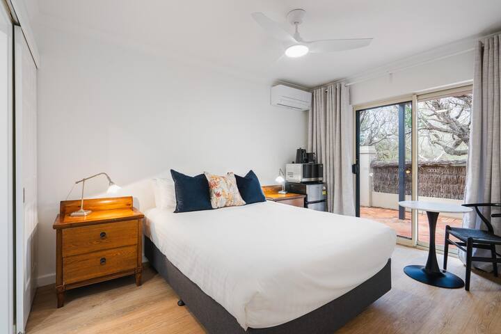 Bay Village Park View Villa 25 gallery image 5