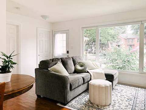 Private Suite • Near Bruce Trail • Modern & Bright