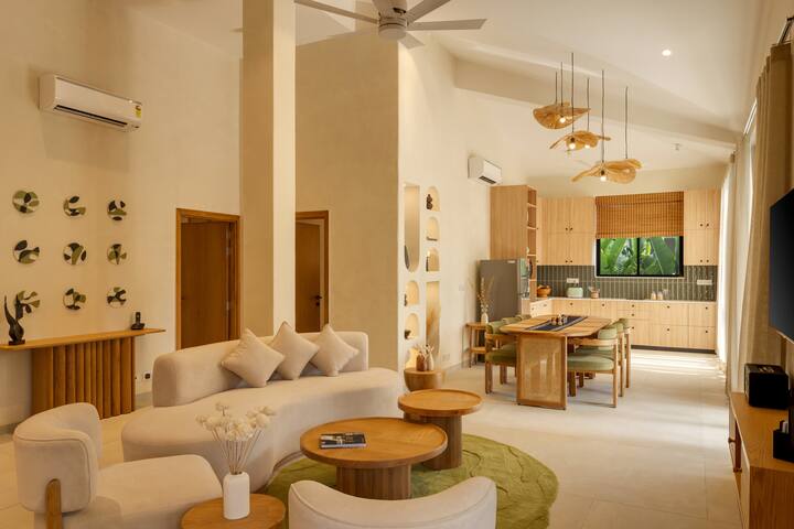Living room image 5