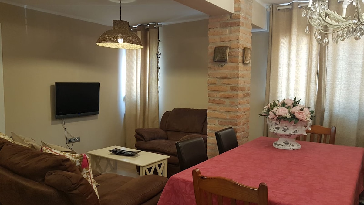 Popular Airbnb listing: Cute 2BR apt in Ribadesella in Ribeseya