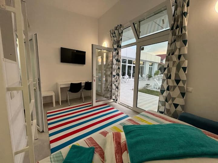 Fantastic Camp Rooms - Pitești