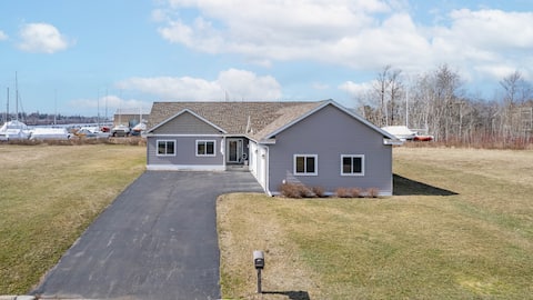 Island Oasis - Superior/Duluth