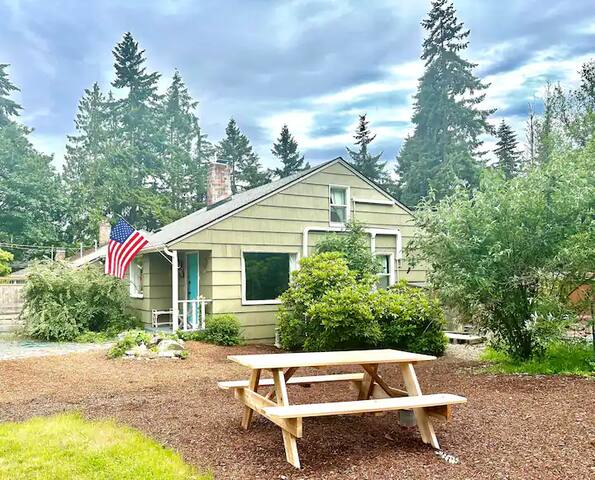 4B2B Home w/Private In-Law Suite gallery image 4