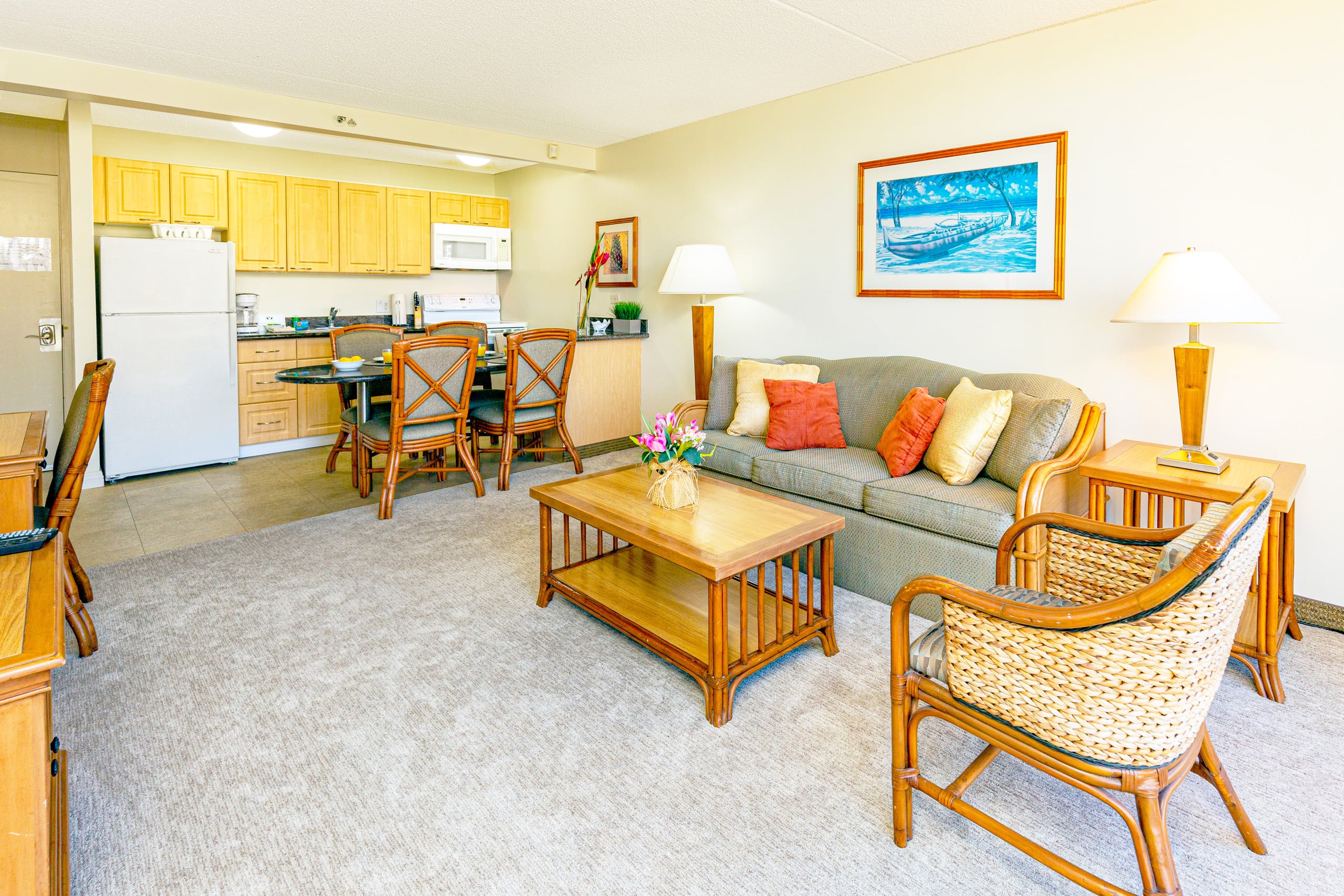 Condo in Honolulu · ★4.29 · 1 bedroom · 2 beds · 1 private bath - Image 2