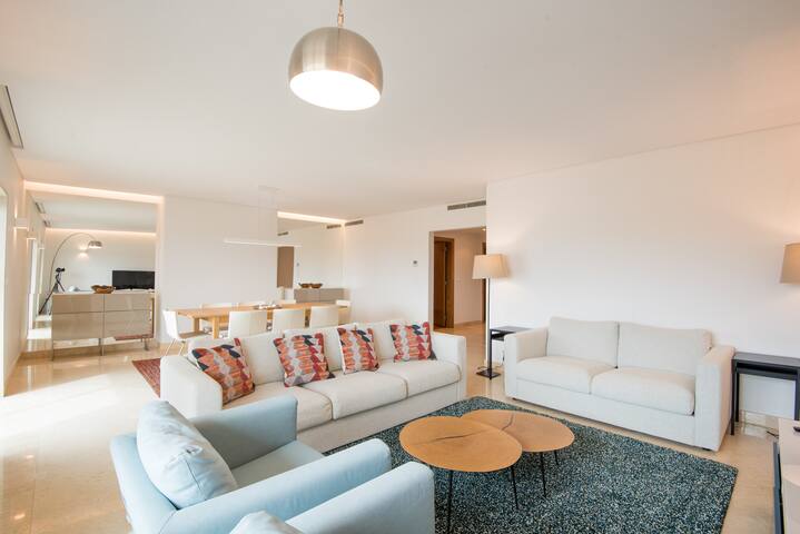 Estoril Biarritz – Luxury Sea View – Center Apart. gallery image 2