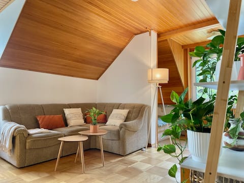Top Airbnb: Cozy Near Lake AC Apartment•Terrace & Yoga Corner in Klagenfurt Am Wörthersee