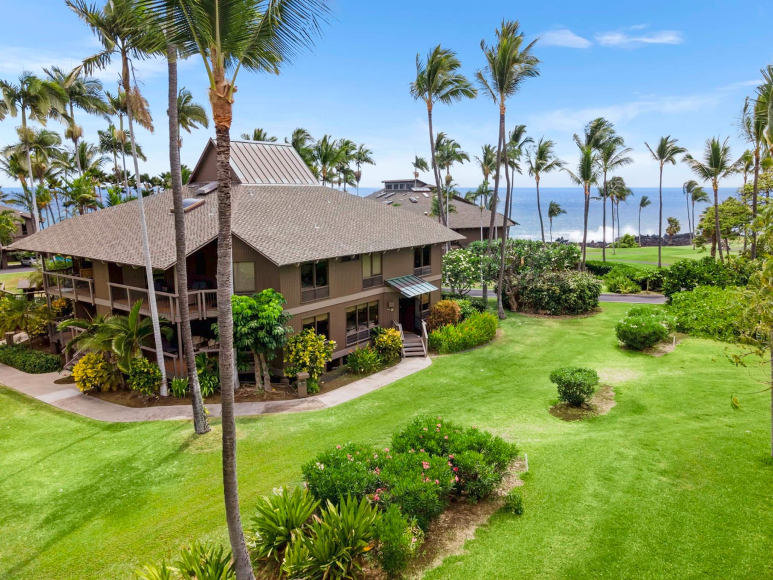 Updated Corner Unit with Ocean and Golf Views - Photo 35