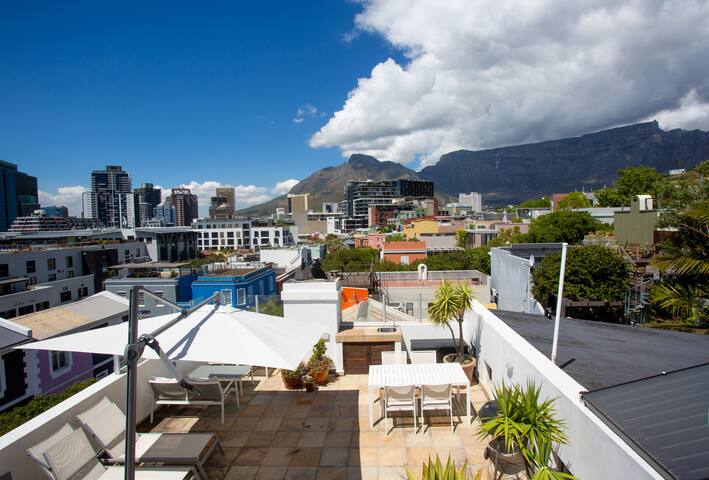 McKinnon House Unit 3 gallery image 4