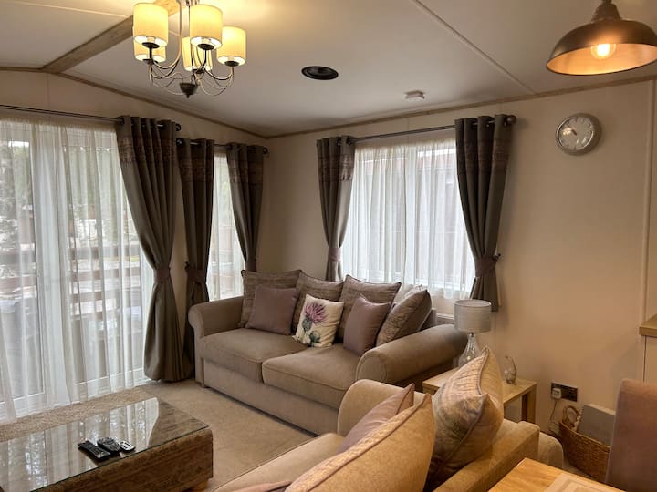 The Wee Hut. Lodge 2. Aviemore - Aviemore