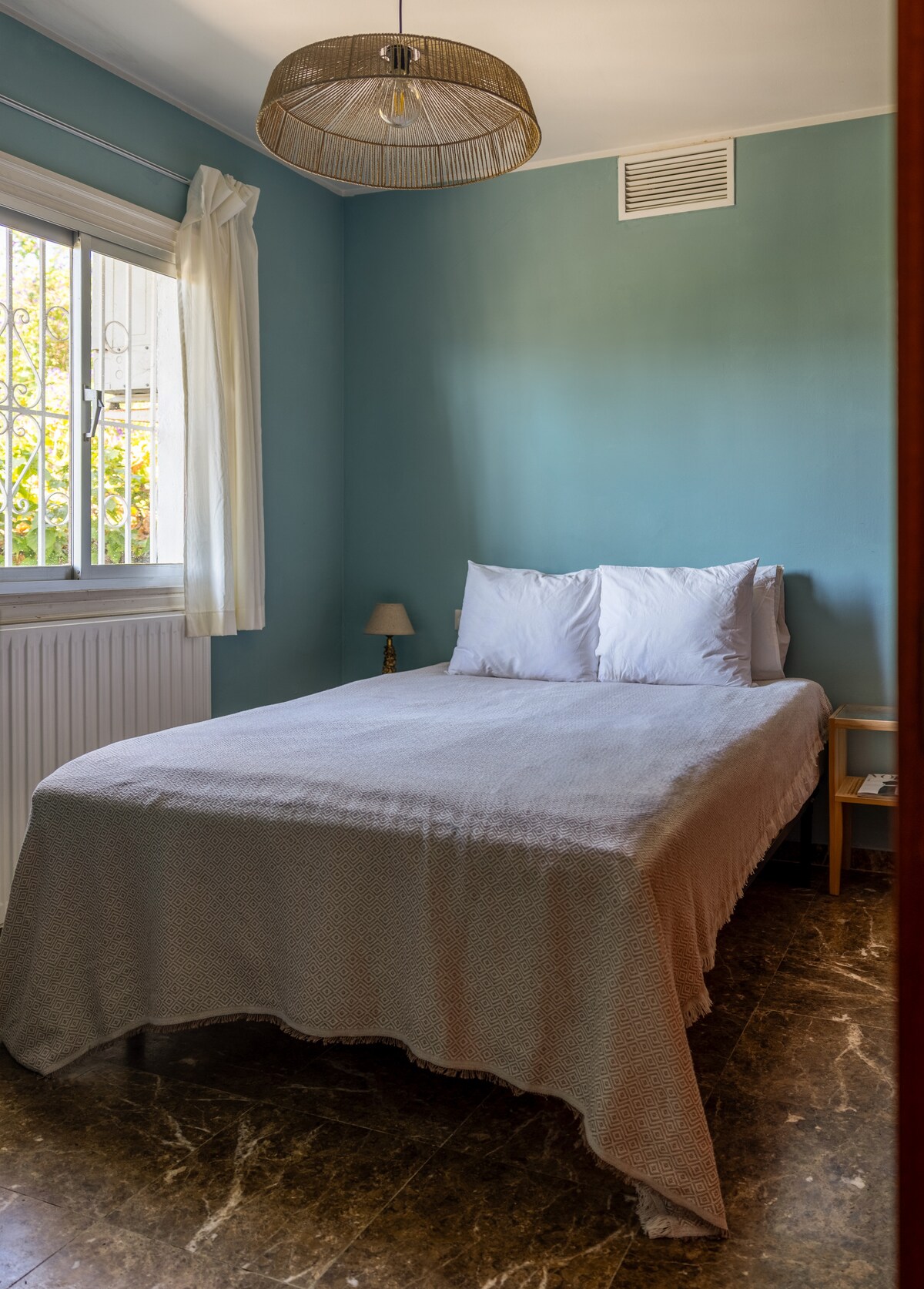 საძინებელი 2