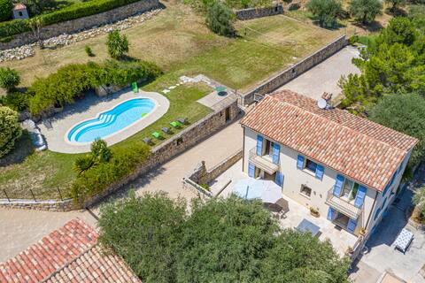 Villa with pool for 13 people. quiet and pano view