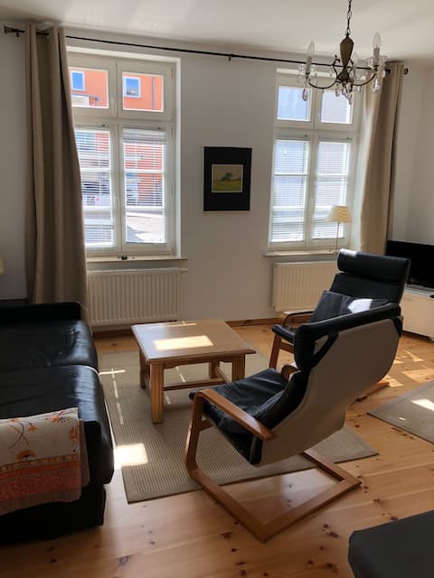 Erfolgreiche Airbnb-Immobilie: Small stylish apartment with private garden area in Heringsdorf