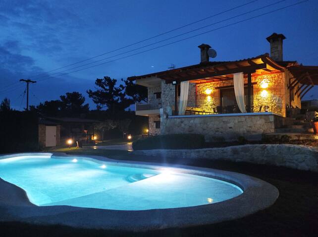 Xenius Zeus managed Airbnb listing 1