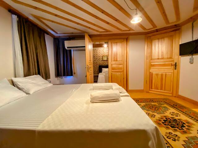 HanFlats-Tarihi İstanbul Ortaköy Evi gallery image 5