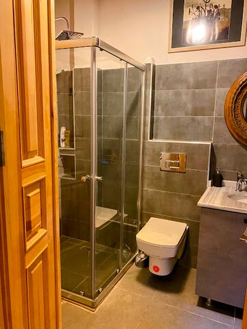 HanFlats-Tarihi İstanbul Ortaköy Evi gallery image 4