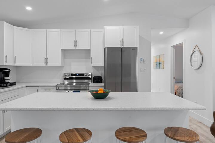 Luxury Cottage 3BDM – 2 Min Walk to Parlee Beach gallery image 4