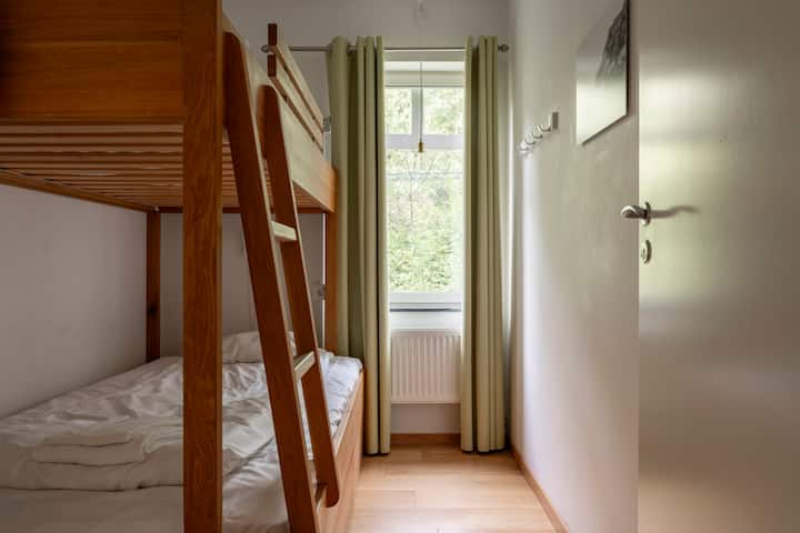 Spálňa 3 s jednou poschodovou posteľou