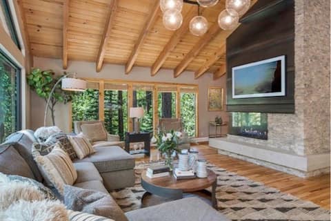 Popular Airbnb listing: The Lodge at Wildwood in South Lake Tahoe