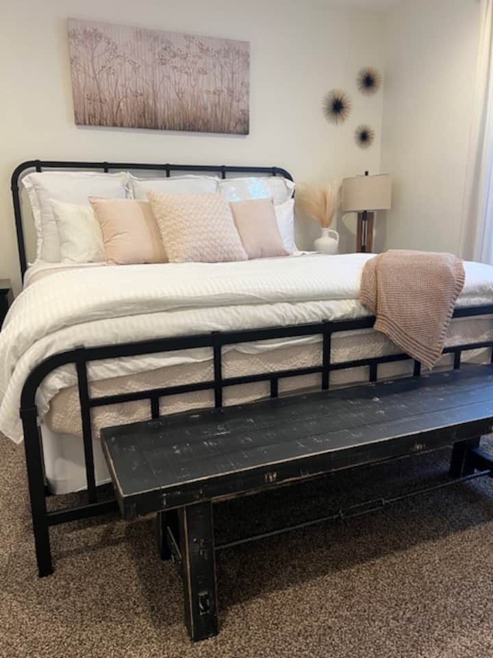 საძინებელი 1