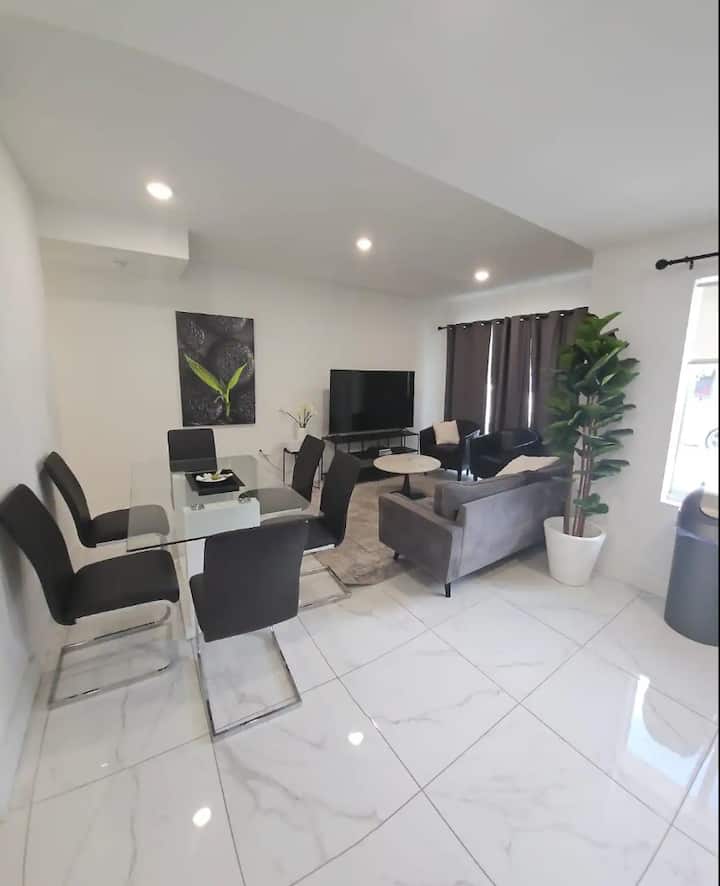 Peakseason25%off! | 3br 2.5ba Rooftop Parking - Homestead, FL