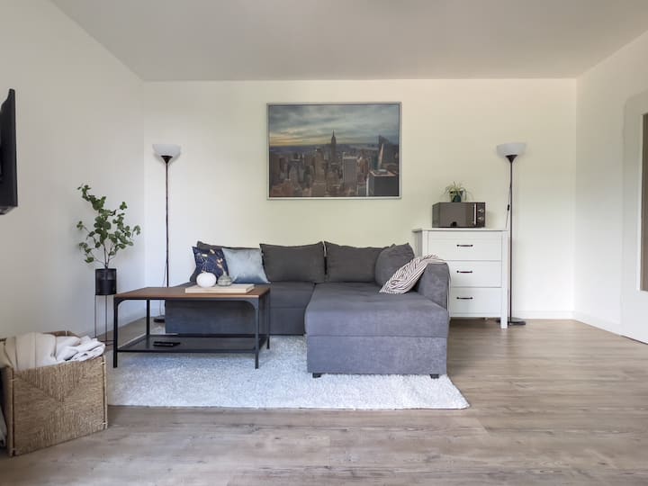 Wohnlandschaft lädt zum Entspannen ein