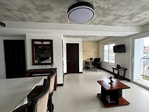 Centrally located apartment in the east of San José