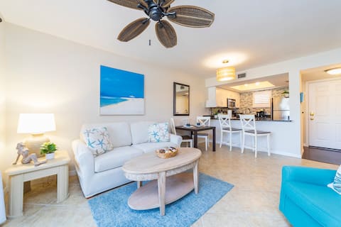 Top performing Airbnb: Ground Floor Pet-Friendly Condo ~ Heated Pool in Butler Beach