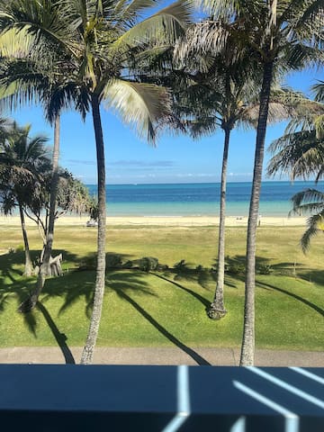 Tangalooma Beachfront Villa 18 – Air Conditioned