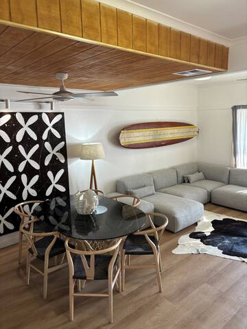 Tangalooma Beachfront Villa 18 – Air Conditioned gallery image 2