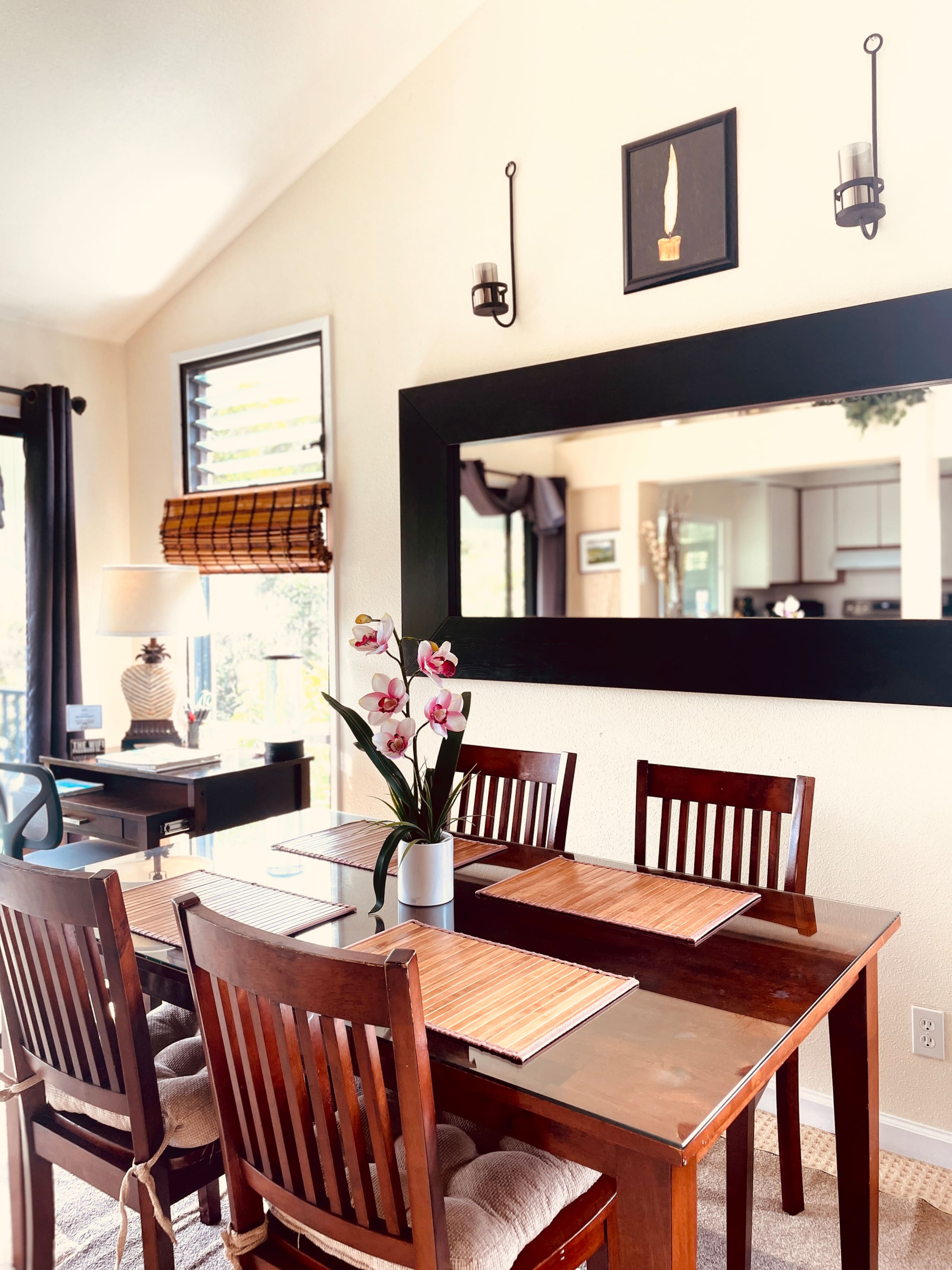 Bright, Airy, Central Loft with Lush Views - Photo 11