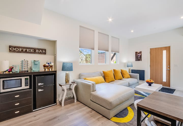 Luxury Executive Accommodations - Edina, MN