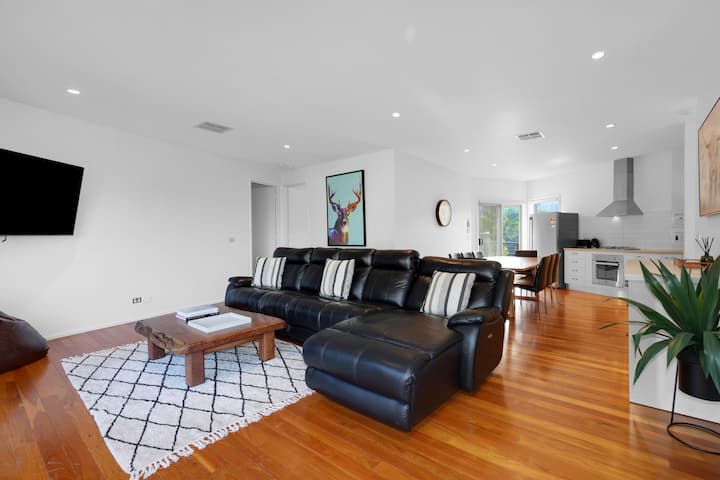 Mountain Bay Retreat Near Goughs Bay Sleeps 10 - Jamieson