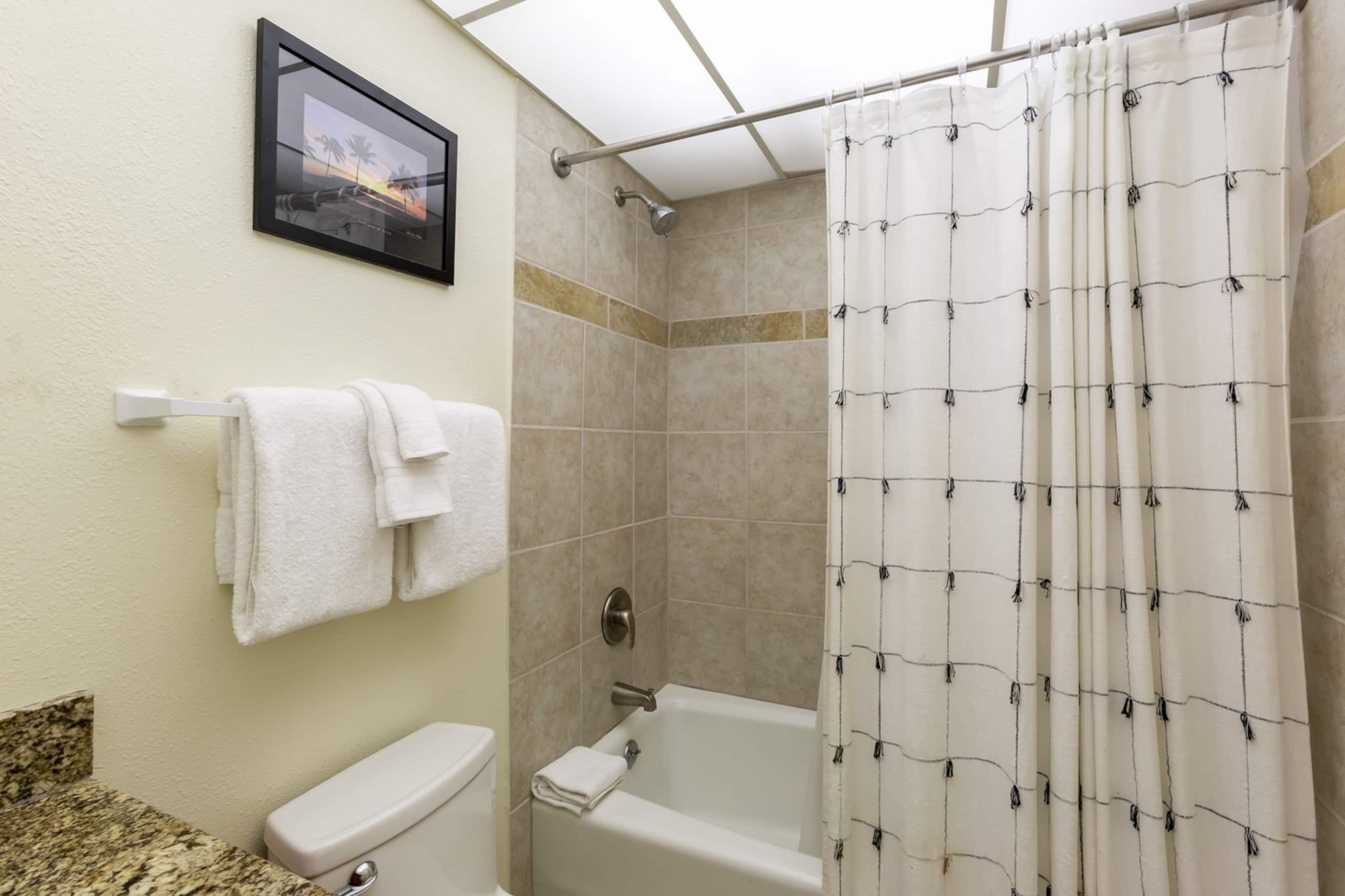 Condo in Lahaina · ★4.89 · 2 bedrooms · 4 beds · 2 shared baths - Image 33