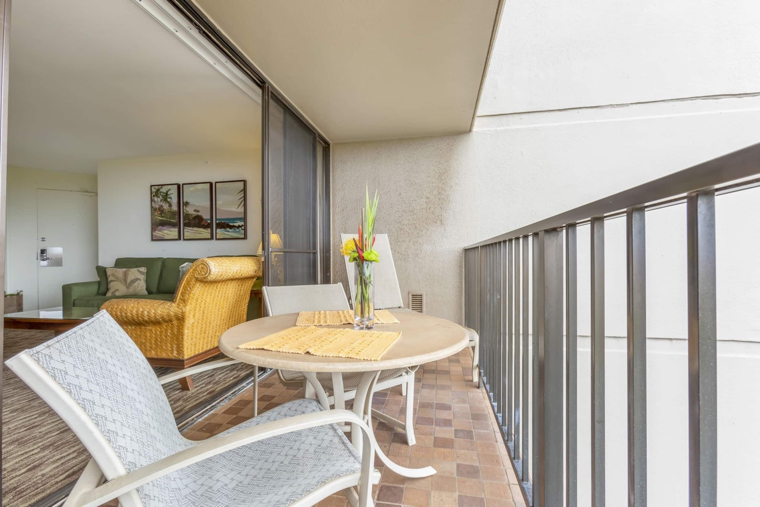 Condo in Lahaina · ★4.89 · 2 bedrooms · 4 beds · 2 shared baths - Image 34