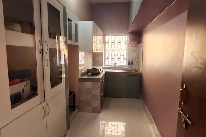 Nutan Homestay Double Bed Room - Deoghar