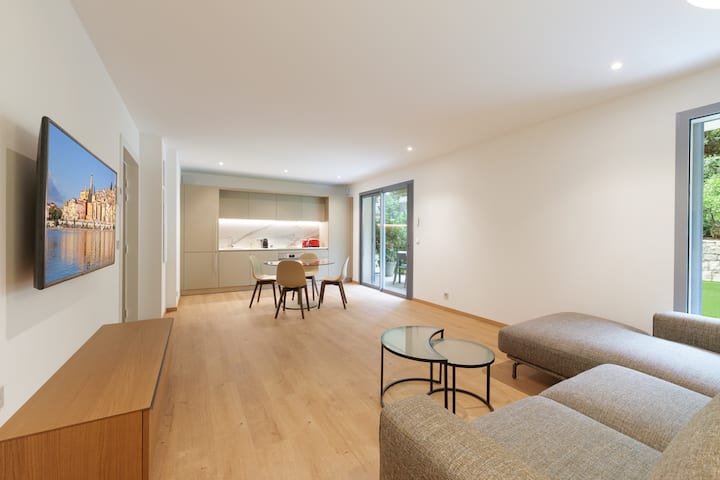 Menton, Appartement Avec Jardin
N°02 - Menton