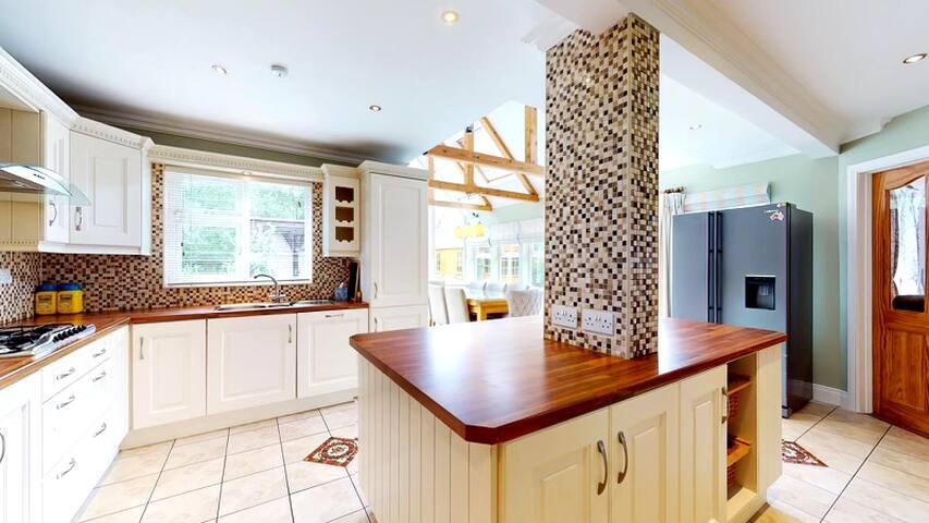 Entire Home 10 min from Dublin Airport gallery image 4