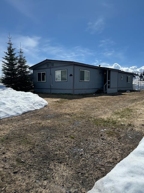 3-Bedroom/2-bath Home in Town!