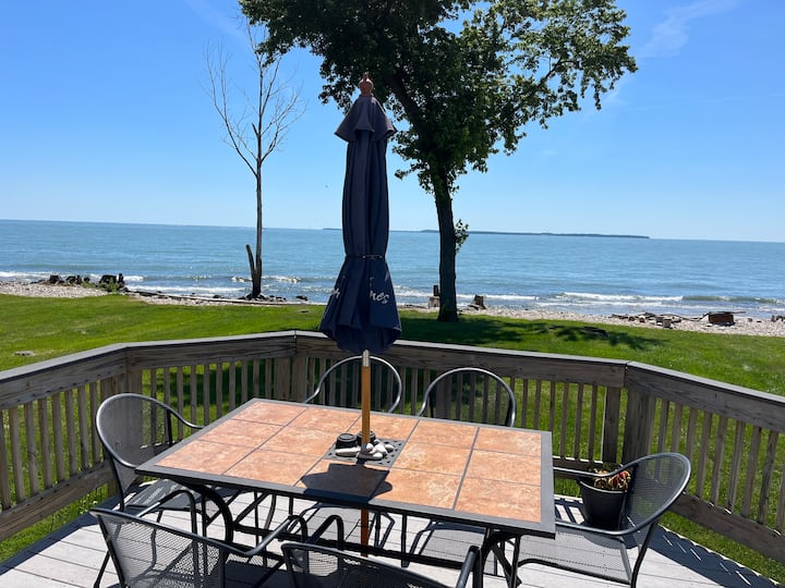 Lakefront Farm Put in Bay
