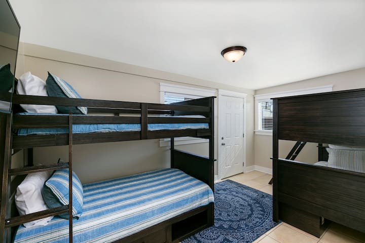 საძინებელი 4