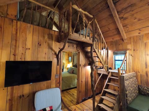 The Crockett Cabin at Starr Mountain Retreat