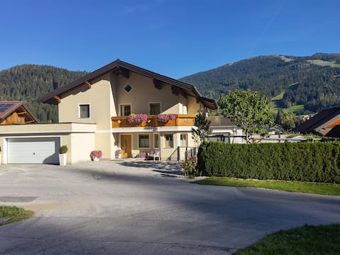 Top Airbnb: 1 Appartment Fritzenwallner Size120sqm 6-10person in Wagrain