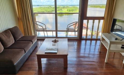 Amazon Riverside Apartment 07 @Boulevard 251