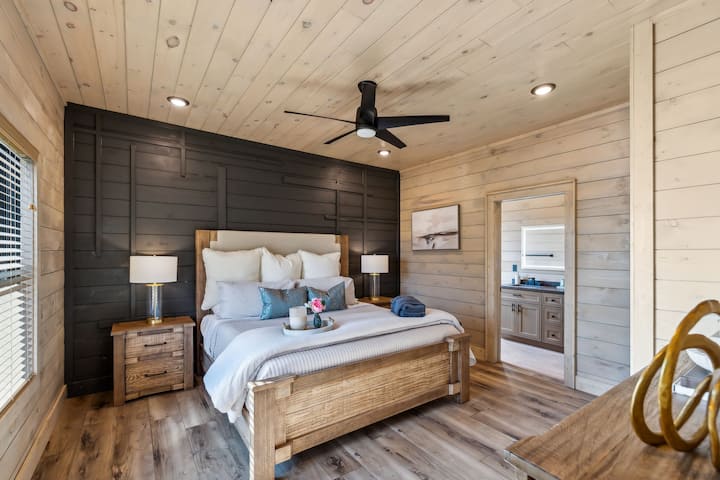 Rest and Recharge – Drift off in comfort after a day of exploring the Smoky Mountains.