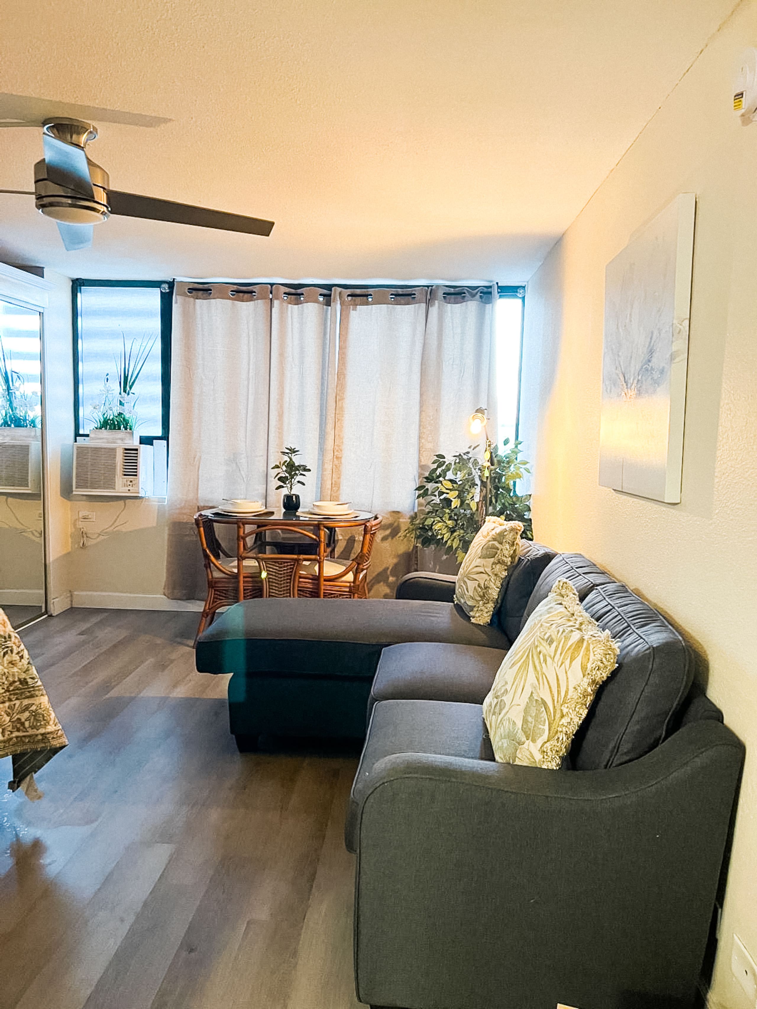 Cozy Studio in Central Waikiki - Photo 6