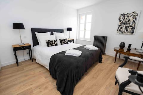 "Le Repaire 4-star Gite"