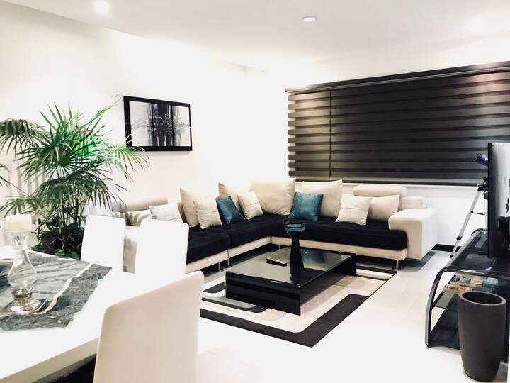 Exclusive Location, Central Cuenca Apartments for Rent in Cuenca