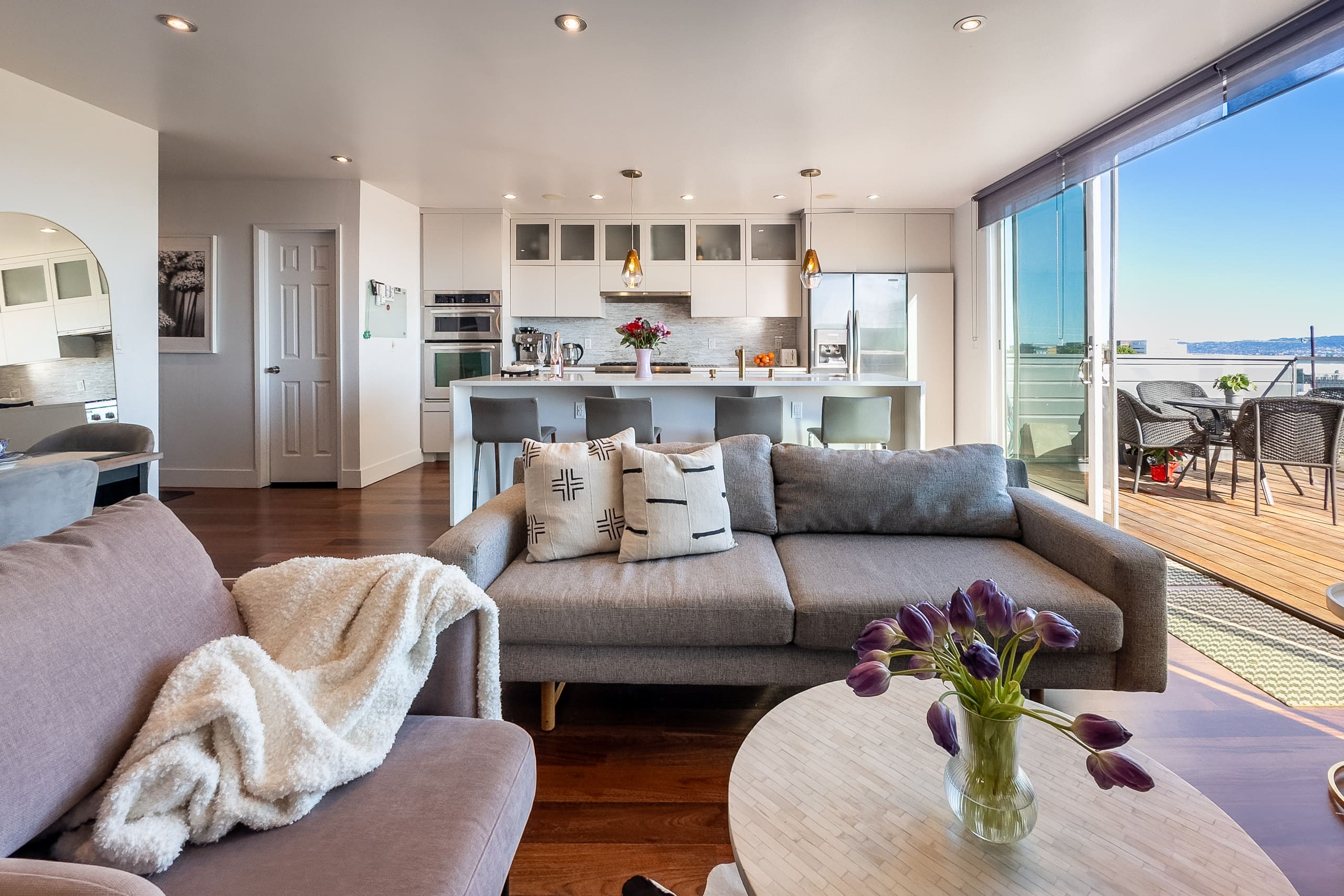 Home in San Francisco · ★4.82 · 3 bedrooms · 3 beds · 2 baths - Image 7
