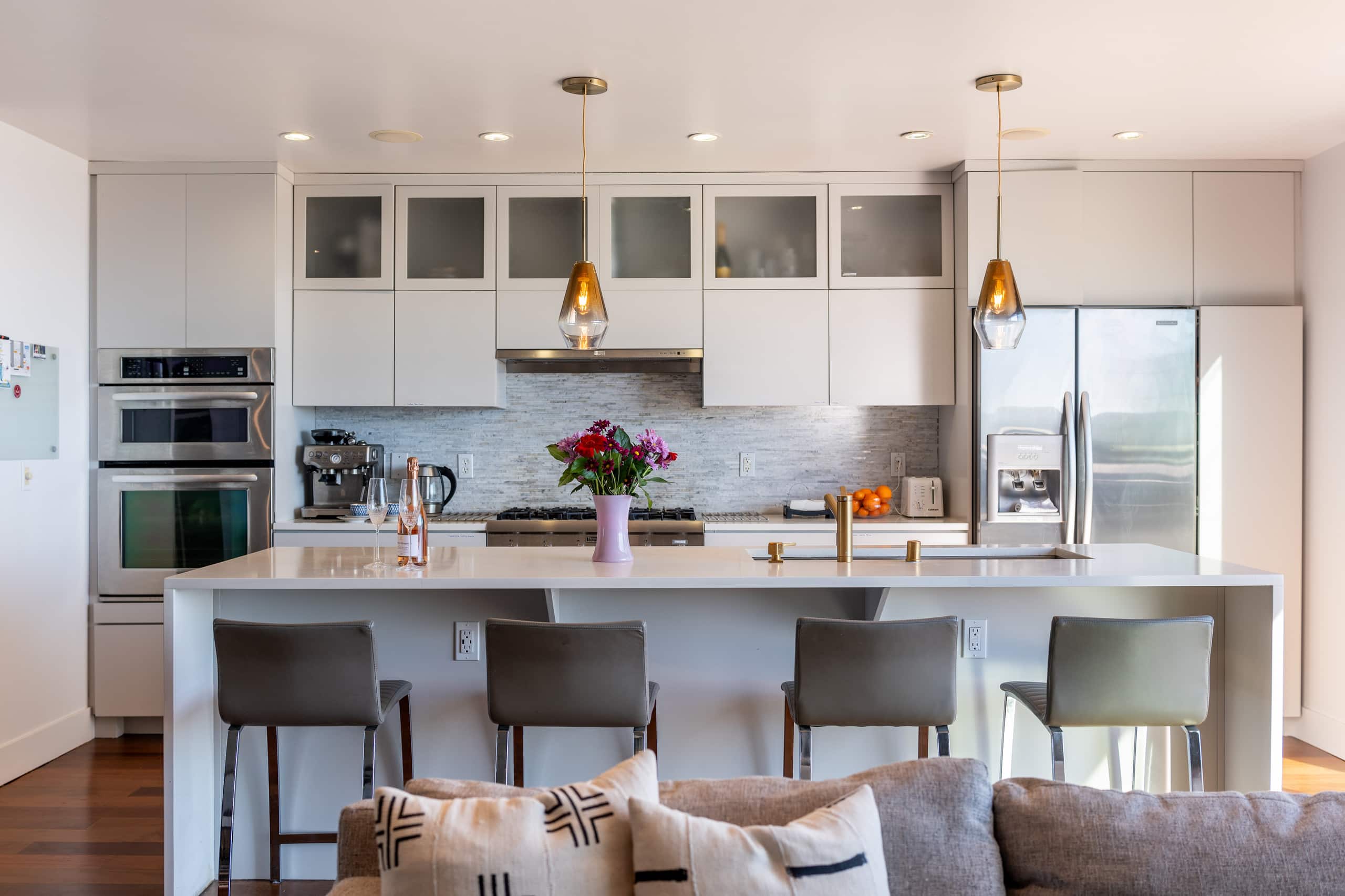 Home in San Francisco · ★4.82 · 3 bedrooms · 3 beds · 2 baths - Image 17