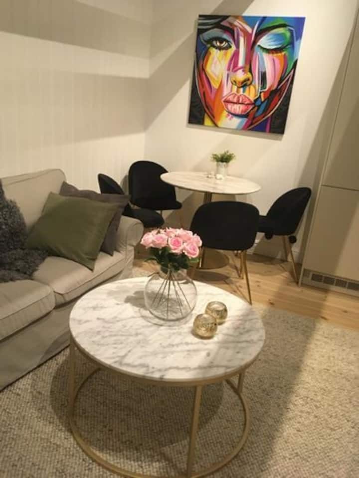 Exklusivt Hus I Visby - Bästa Läget I Innerstaden - 비스뷔